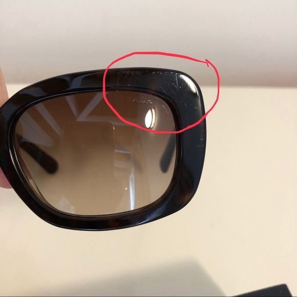 ❌SOLD❌Prada Square Baroque Sunglasses🕶 - Picture 7 of 8